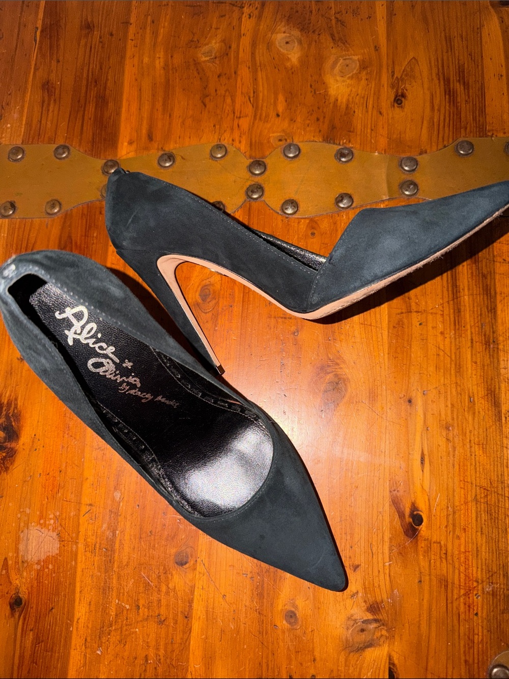 Alice + Olivia Black Pointed-Toe Suede Stiletto Pumps